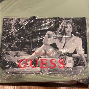 GUESS - Jennifer Lopez Tote